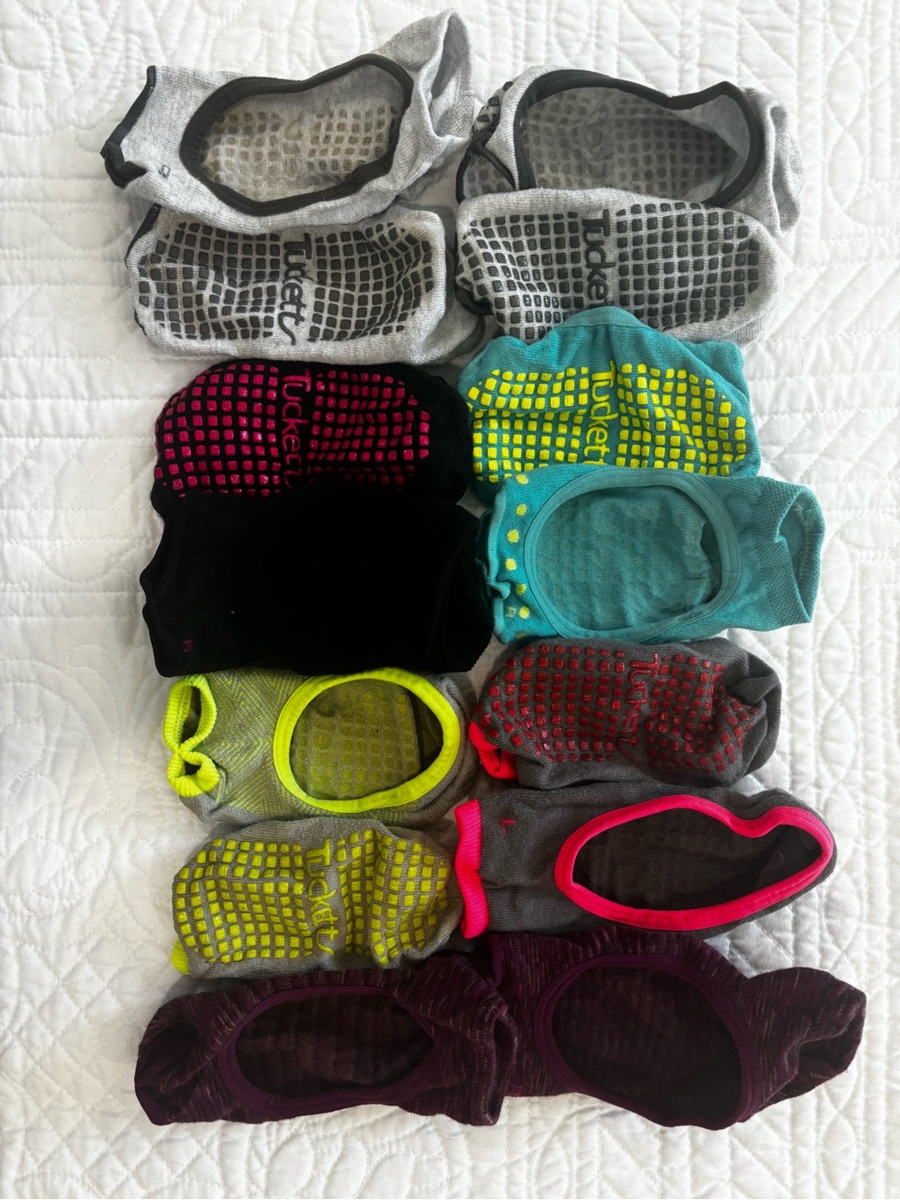 Lot of 7 Women's No-Show Pilates/Barre/Yoga Grip Socks - Assorted Colors